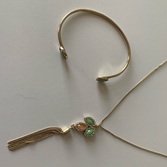 LC Lauren Conrad Multi-Row Necklace and Bracelet - Picture 6 of 9